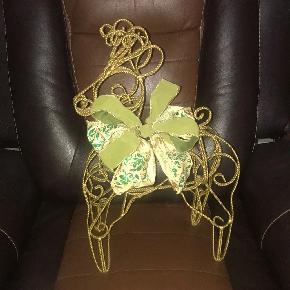 Vintage Wire Reindeer Pair- Figurine -Christmas